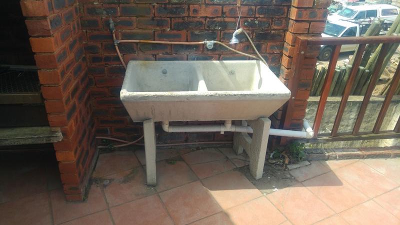 To Let 2 Bedroom Property for Rent in Hibberdene KwaZulu-Natal