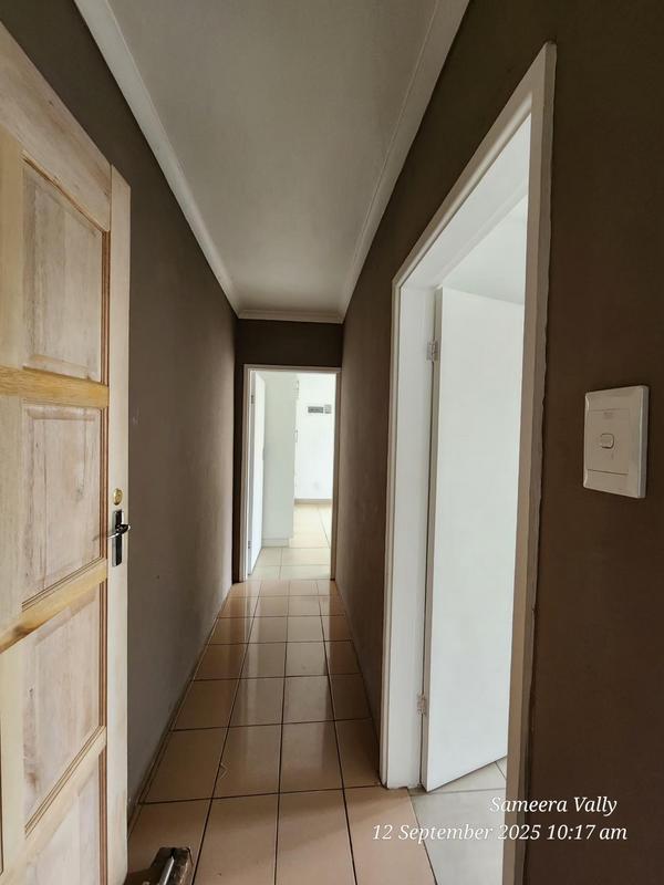 2 Bedroom Property for Sale in Overport KwaZulu-Natal