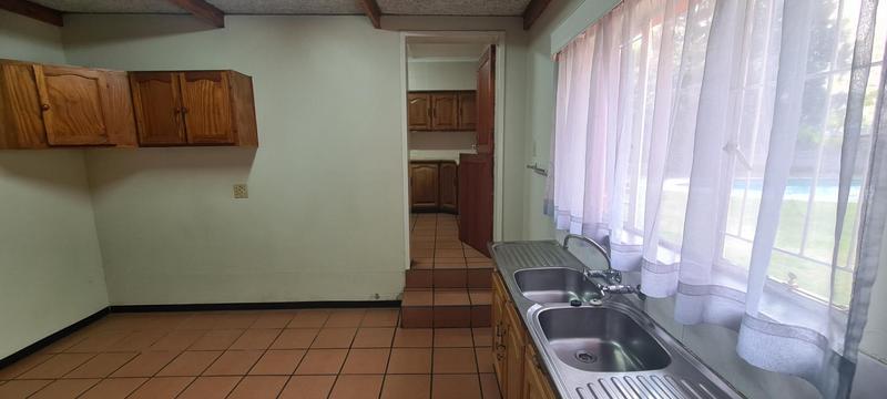 4 Bedroom Property for Sale in Dundee KwaZulu-Natal
