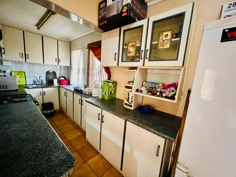 3 Bedroom Property for Sale in Hillgrove KwaZulu-Natal