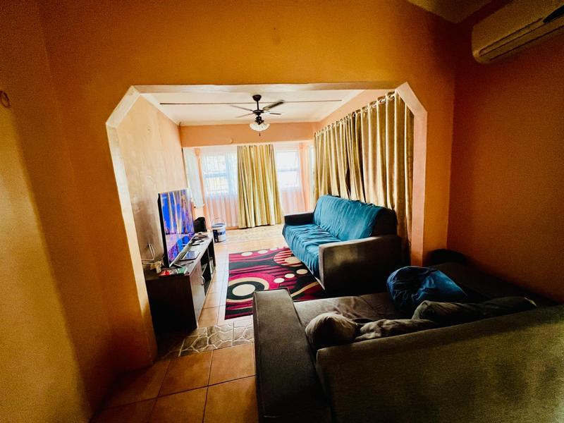 3 Bedroom Property for Sale in Hillgrove KwaZulu-Natal