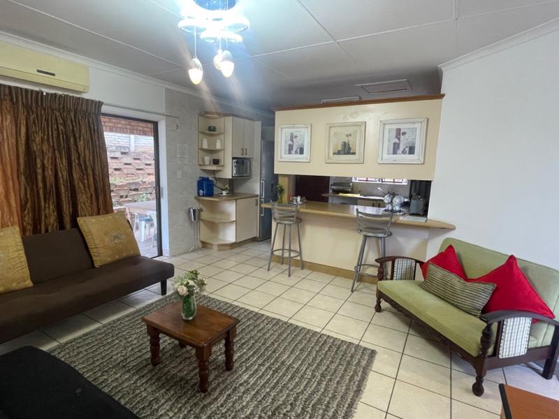 5 Bedroom Property for Sale in Herrwood Park KwaZulu-Natal