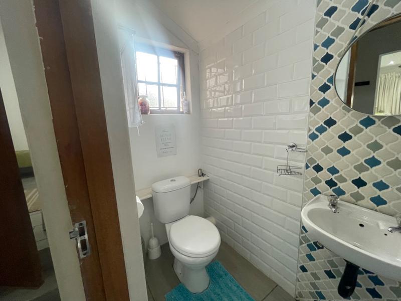 5 Bedroom Property for Sale in Herrwood Park KwaZulu-Natal