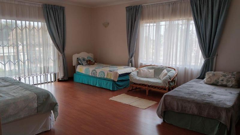 5 Bedroom Property for Sale in Malvern KwaZulu-Natal