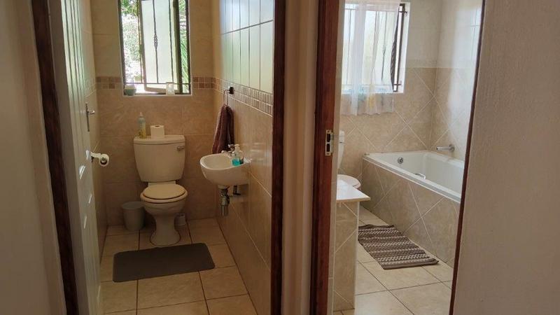 5 Bedroom Property for Sale in Malvern KwaZulu-Natal