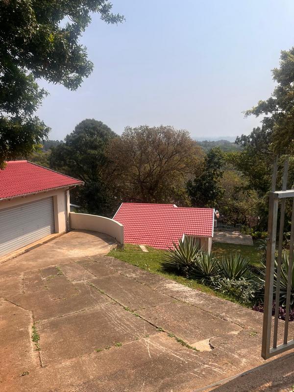 2 Bedroom Property for Sale in Uvongo KwaZulu-Natal