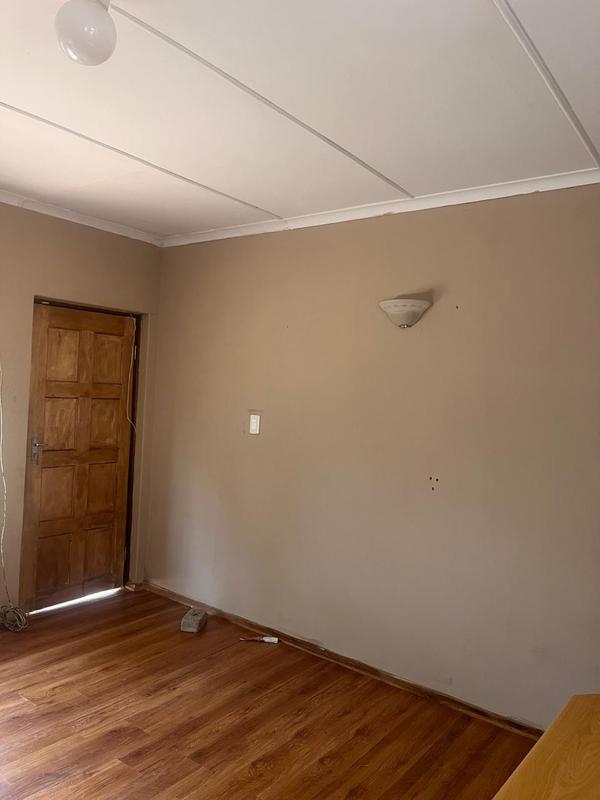 2 Bedroom Property for Sale in Uvongo KwaZulu-Natal