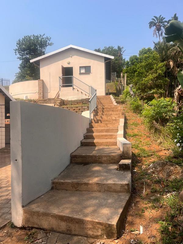2 Bedroom Property for Sale in Uvongo KwaZulu-Natal