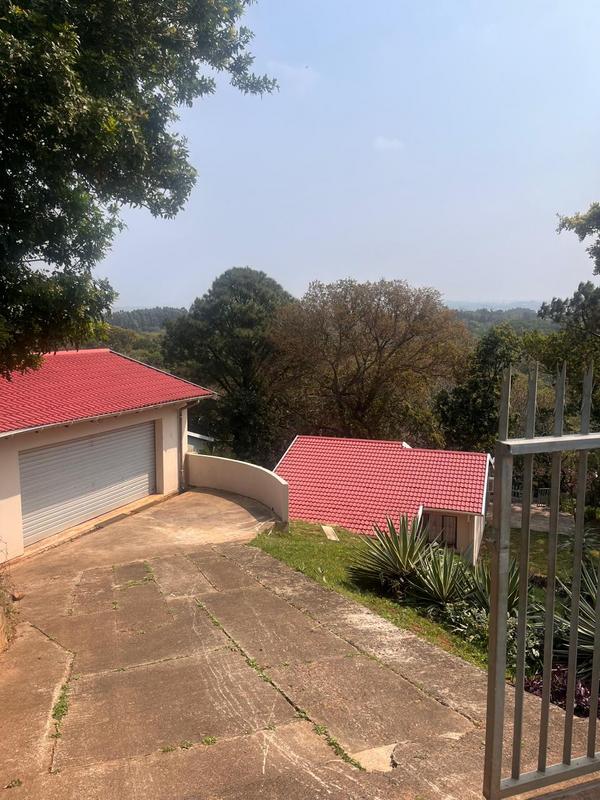 2 Bedroom Property for Sale in Uvongo KwaZulu-Natal