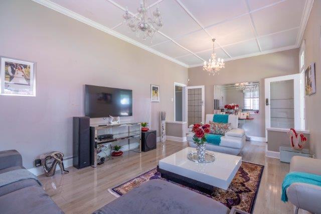 4 Bedroom Property for Sale in Durban North KwaZulu-Natal