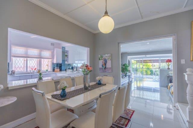 4 Bedroom Property for Sale in Durban North KwaZulu-Natal