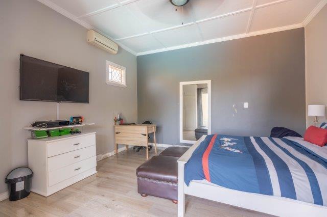 4 Bedroom Property for Sale in Durban North KwaZulu-Natal