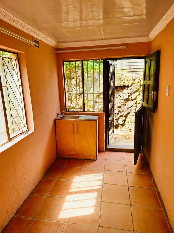 4 Bedroom Property for Sale in Umlazi KwaZulu-Natal