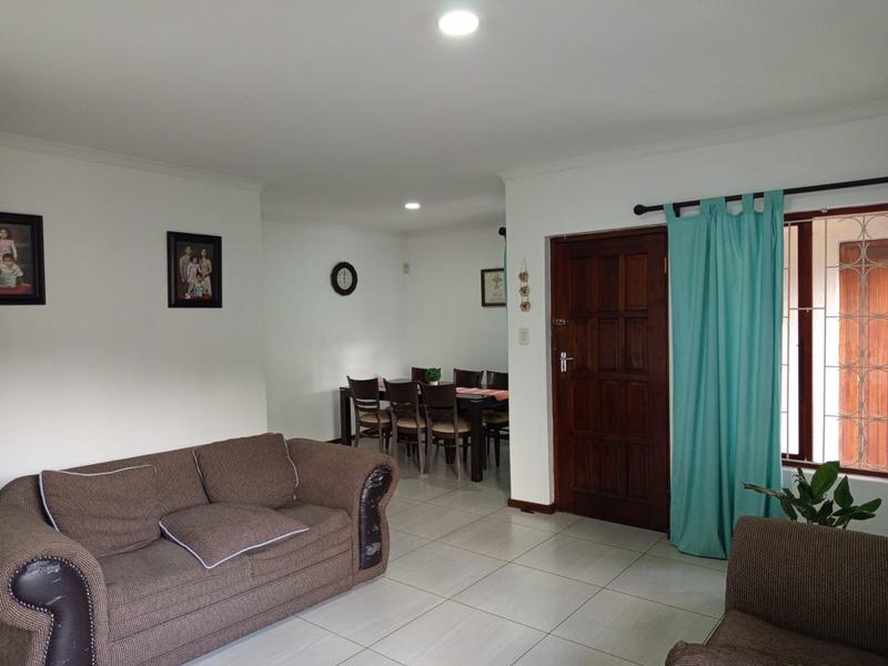 4 Bedroom Property for Sale in Dawncrest KwaZulu-Natal