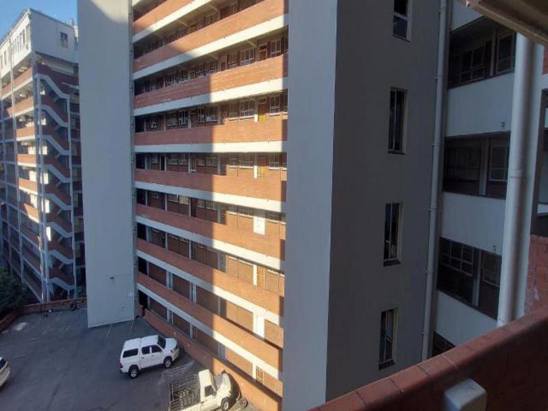 1 Bedroom Property for Sale in Durban Central KwaZulu-Natal