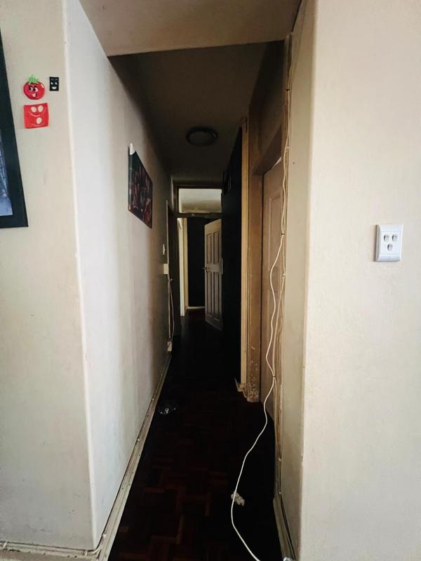 2 Bedroom Property for Sale in Durban Central KwaZulu-Natal