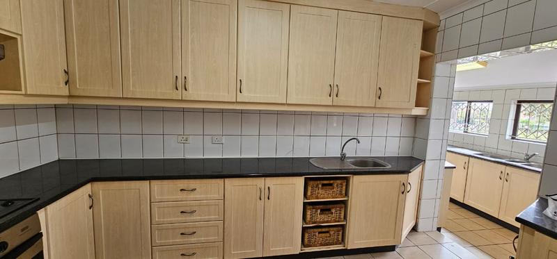 To Let 4 Bedroom Property for Rent in Scottburgh South KwaZulu-Natal