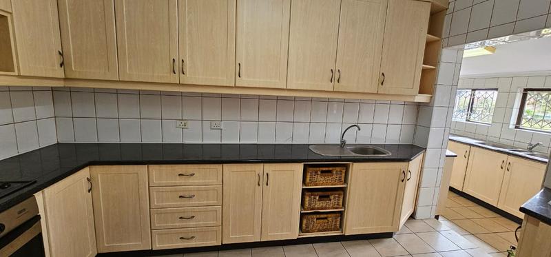 To Let 4 Bedroom Property for Rent in Scottburgh South KwaZulu-Natal