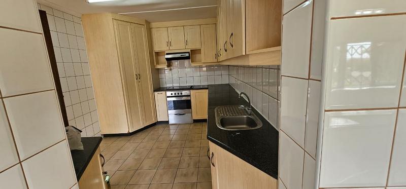 To Let 4 Bedroom Property for Rent in Scottburgh South KwaZulu-Natal