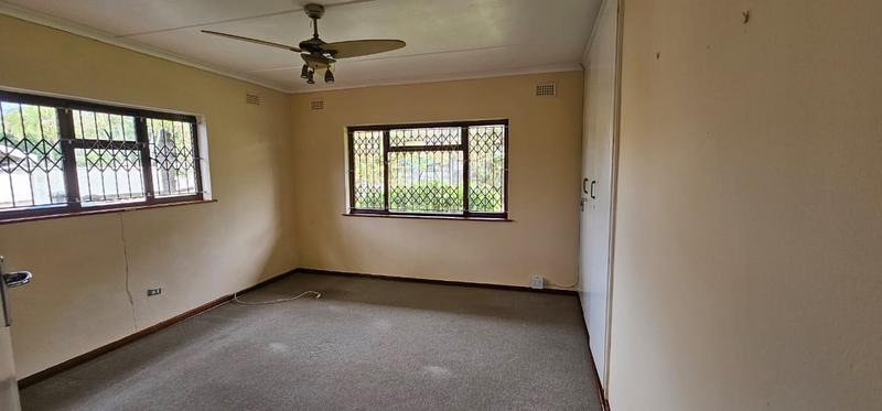 To Let 4 Bedroom Property for Rent in Scottburgh South KwaZulu-Natal
