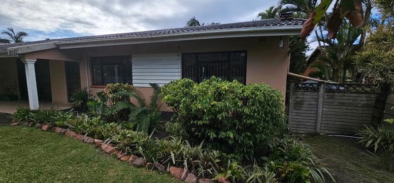 To Let 4 Bedroom Property for Rent in Scottburgh South KwaZulu-Natal