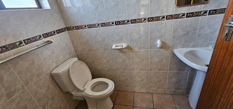 To Let 4 Bedroom Property for Rent in Scottburgh South KwaZulu-Natal