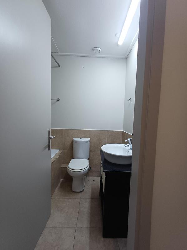 2 Bedroom Property for Sale in Point Waterfront KwaZulu-Natal