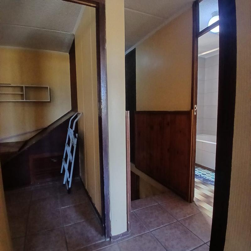3 Bedroom Property for Sale in Montclair KwaZulu-Natal