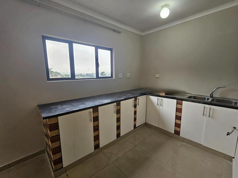 To Let 2 Bedroom Property for Rent in Lotusville KwaZulu-Natal