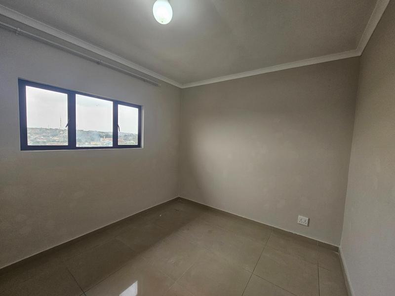 To Let 2 Bedroom Property for Rent in Lotusville KwaZulu-Natal