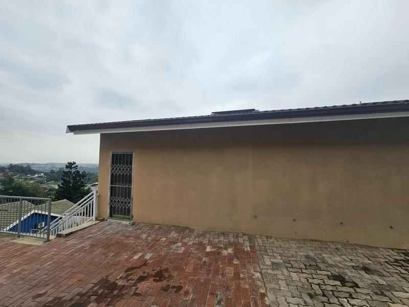 To Let 2 Bedroom Property for Rent in Lotusville KwaZulu-Natal