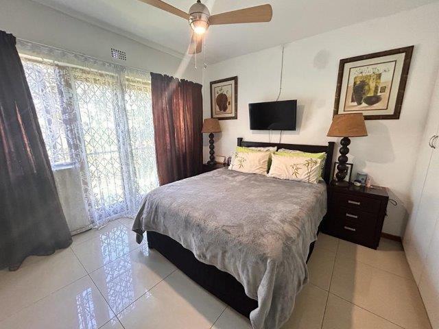 1 Bedroom Property for Sale in Sea View KwaZulu-Natal