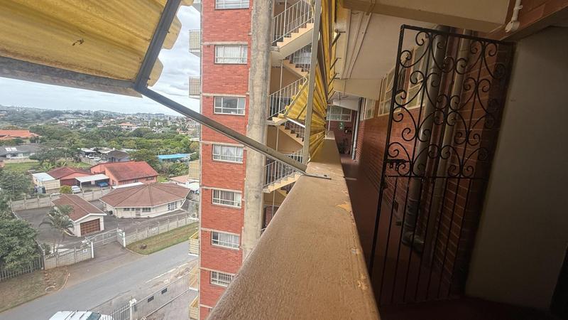 To Let 2 Bedroom Property for Rent in Malvern KwaZulu-Natal