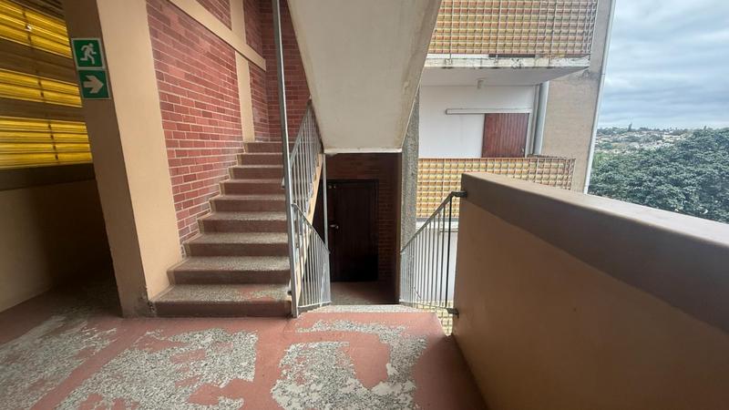 To Let 2 Bedroom Property for Rent in Malvern KwaZulu-Natal