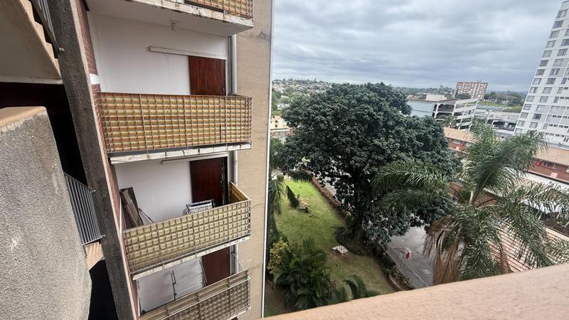To Let 2 Bedroom Property for Rent in Malvern KwaZulu-Natal