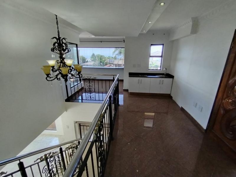 5 Bedroom Property for Sale in Herrwood Park KwaZulu-Natal