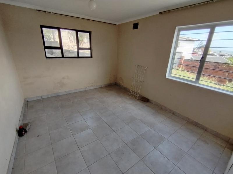 4 Bedroom Property for Sale in Kenville KwaZulu-Natal