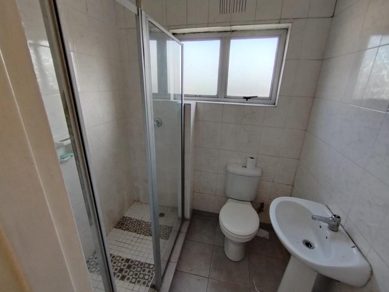 4 Bedroom Property for Sale in Kenville KwaZulu-Natal