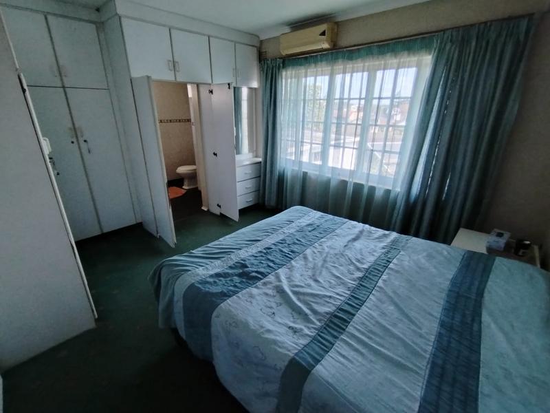 4 Bedroom Property for Sale in Kenville KwaZulu-Natal