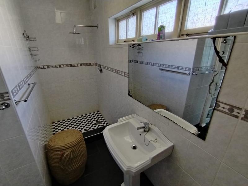 4 Bedroom Property for Sale in Kenville KwaZulu-Natal