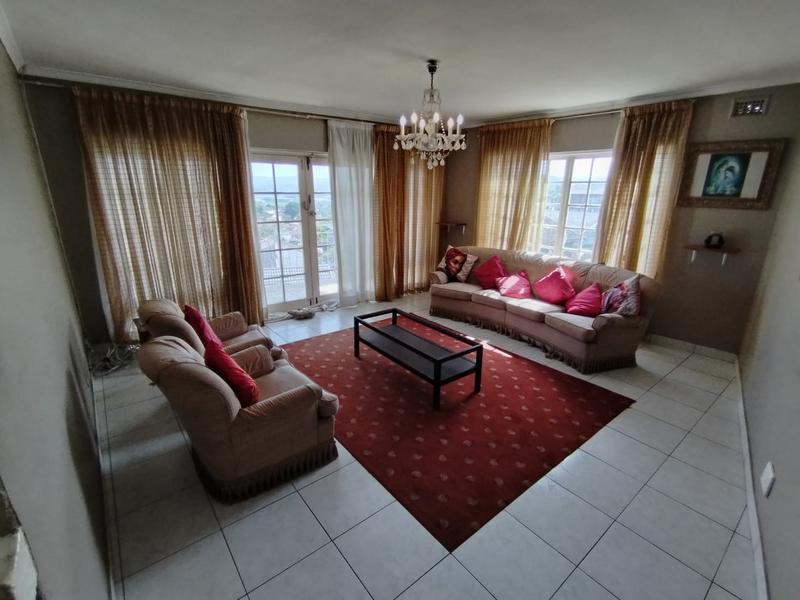 4 Bedroom Property for Sale in Kenville KwaZulu-Natal