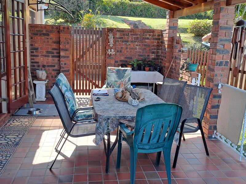 3 Bedroom Property for Sale in Umtentweni KwaZulu-Natal