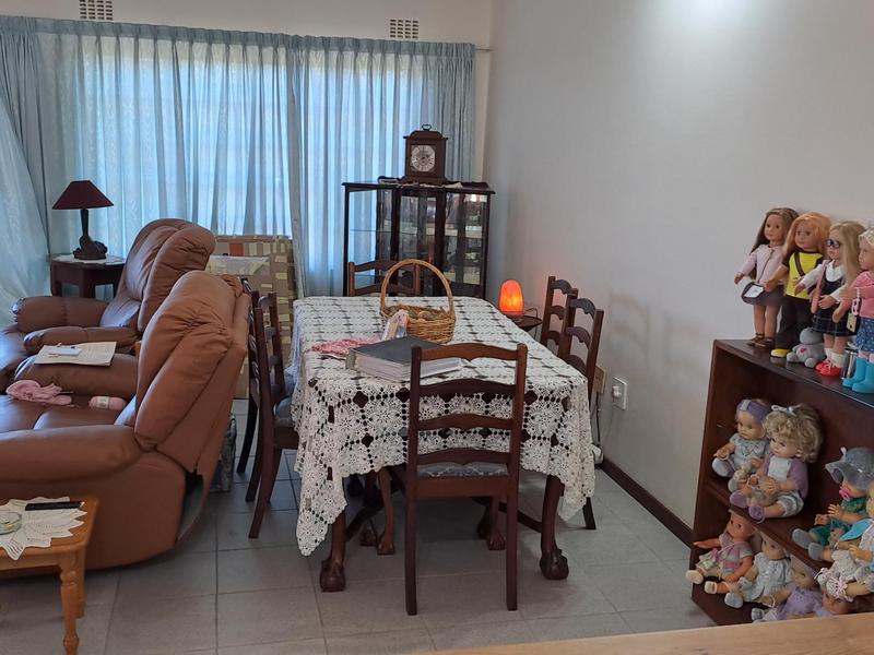 3 Bedroom Property for Sale in Umtentweni KwaZulu-Natal