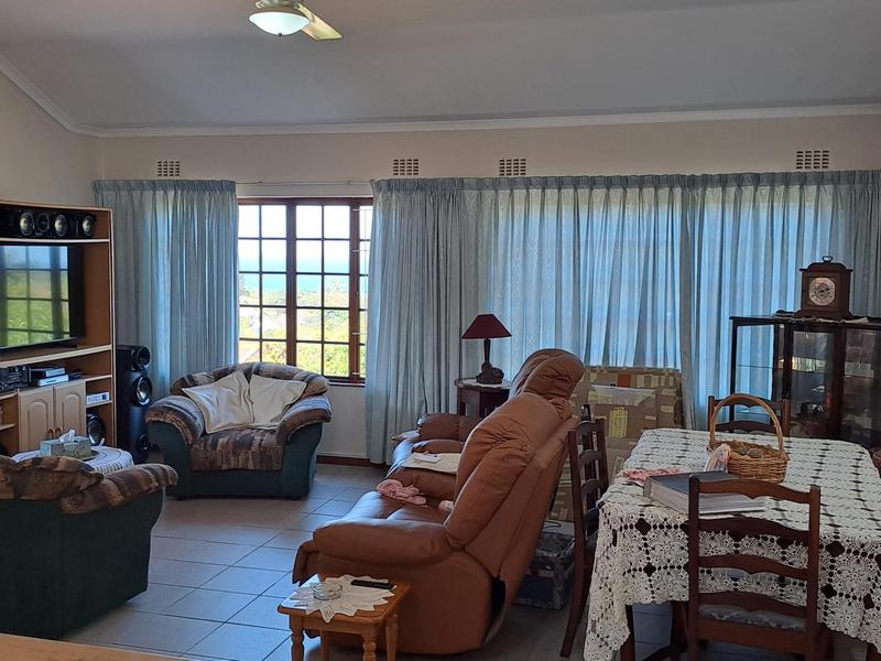 3 Bedroom Property for Sale in Umtentweni KwaZulu-Natal