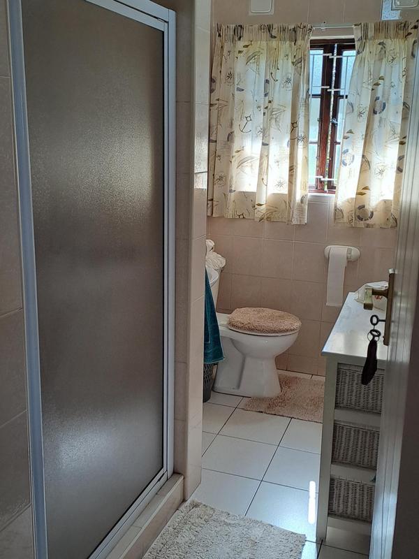 3 Bedroom Property for Sale in Umtentweni KwaZulu-Natal