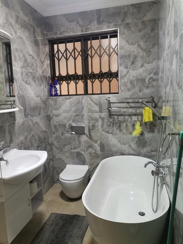 2 Bedroom Property for Sale in North Beach KwaZulu-Natal