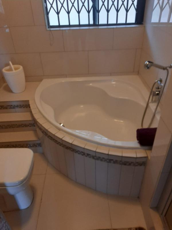 3 Bedroom Property for Sale in Umhlanga Rocks KwaZulu-Natal