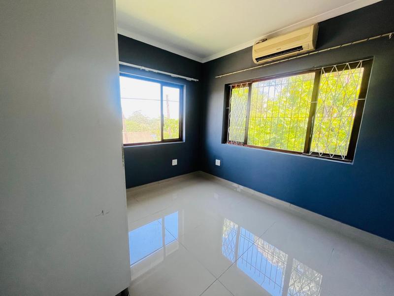 2 Bedroom Property for Sale in Margate KwaZulu-Natal