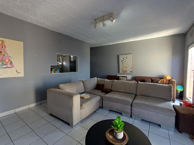 To Let 2 Bedroom Property for Rent in Morningside KwaZulu-Natal