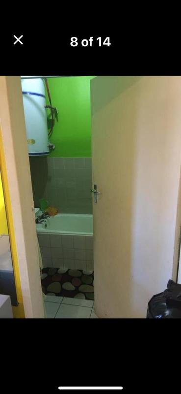 1 Bedroom Property for Sale in Overport KwaZulu-Natal